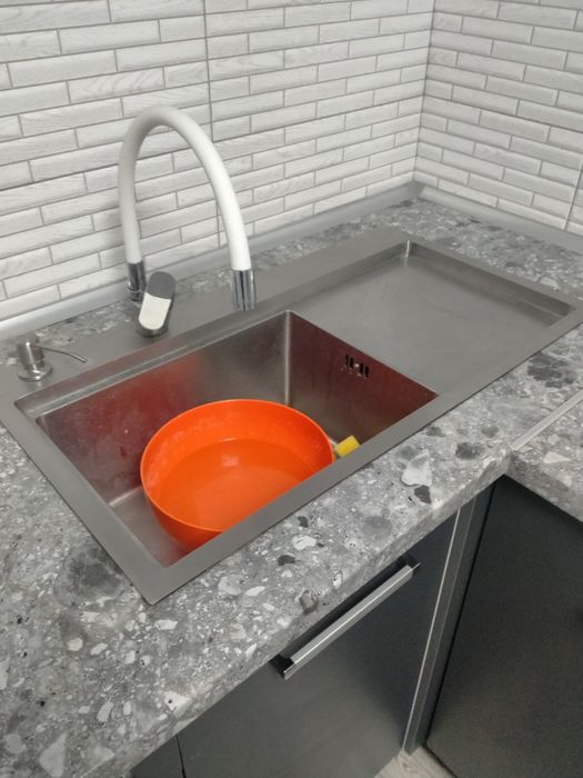 Кухонный гарнитур угловой