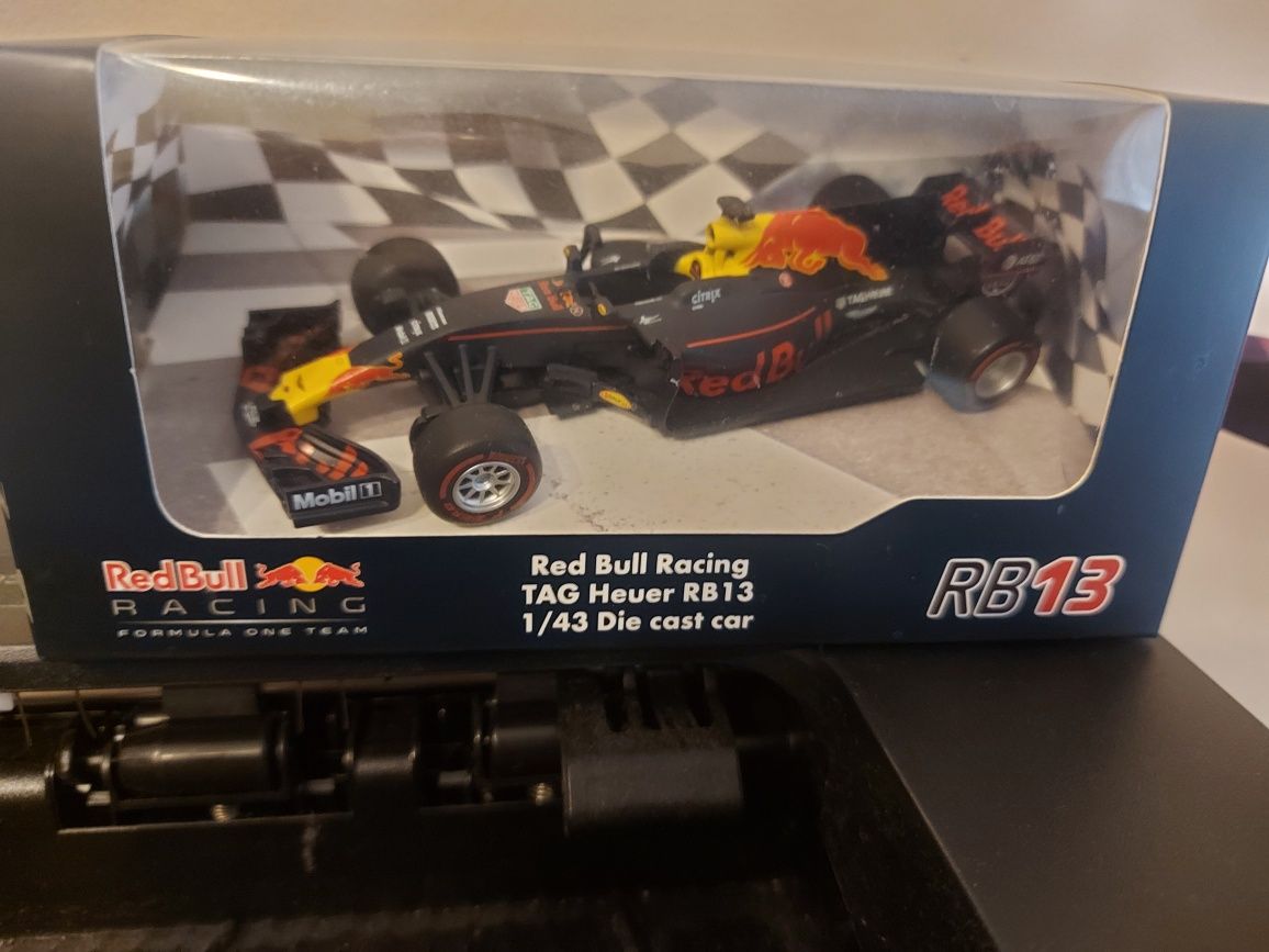 F1 1:43 RB13 Red Bull Racing