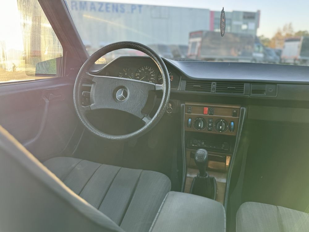 Mercedes w124 2.3E