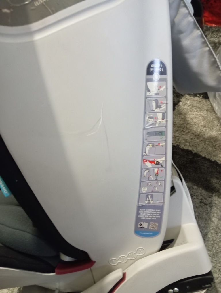 Cadeira auto grupo 1/2/3  com isofix