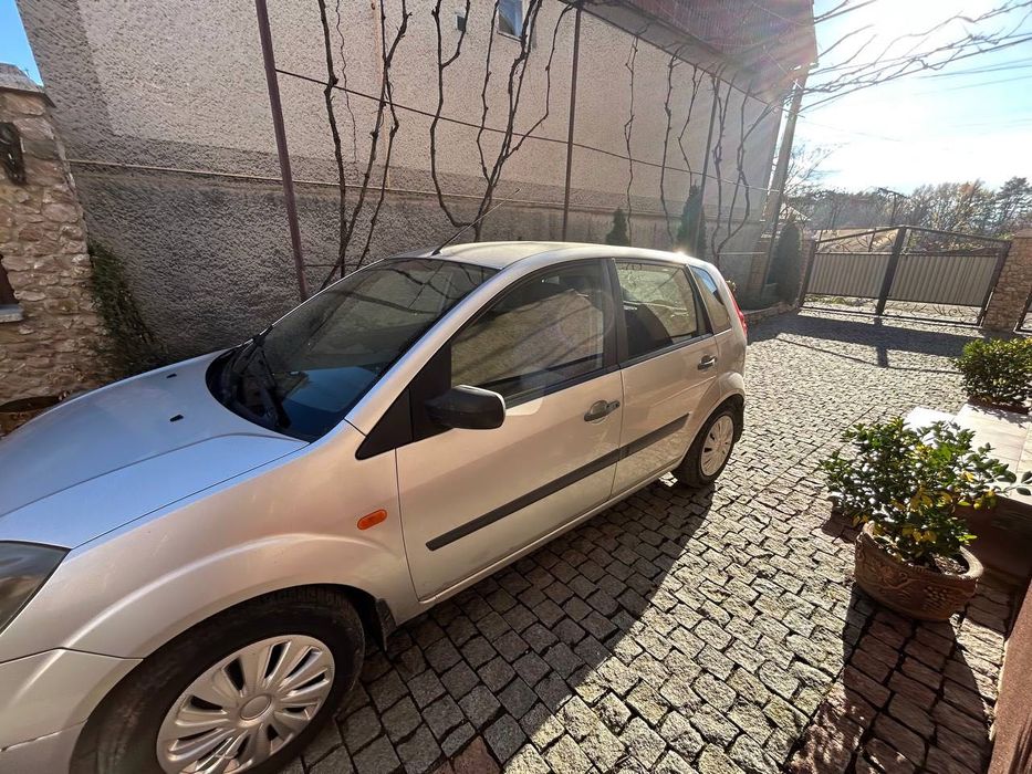 Продам Ford Fiesta