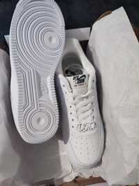 Essential Footwear: Nike Air Force 1 Low '07 in White shoes 40