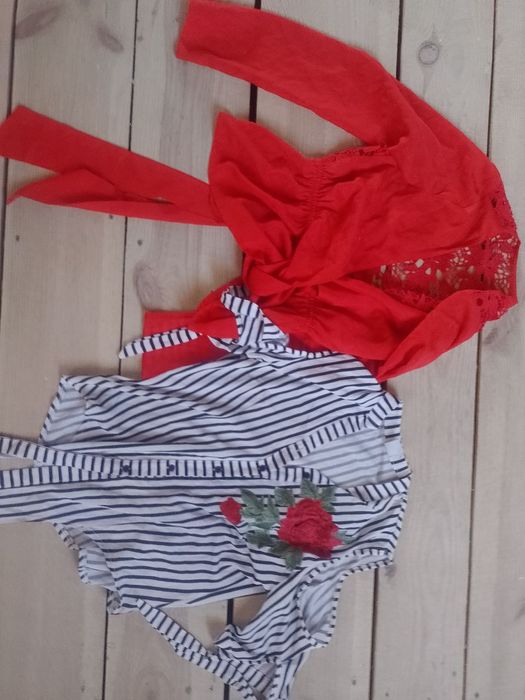 Віддам безкоштовно багато одягу, взуття.