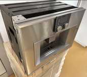 GAGGENAU CM450112 ekspres ciśnieniowy do zabudowy z przyłączem wody