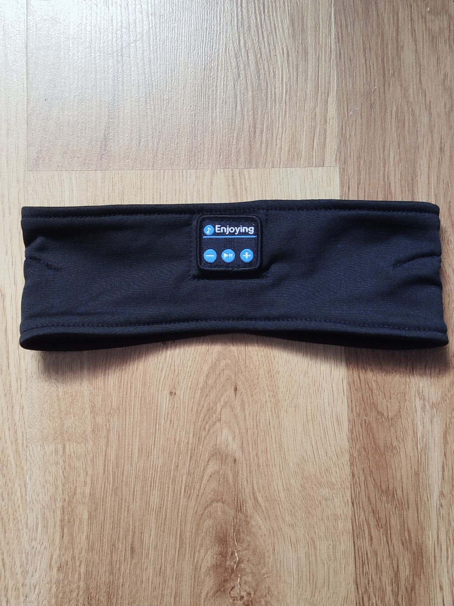 Opaska z wbudowanymi słuchawkami bluetooth,do biegania,na rower