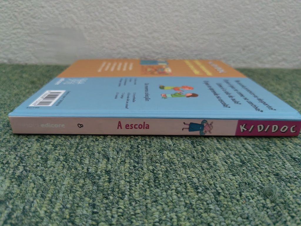 Livro Kididoc A Escola da Edicare