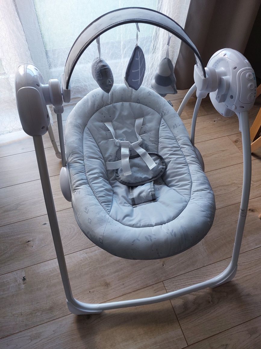 Bujaczek niemowlęcy Baby Swing