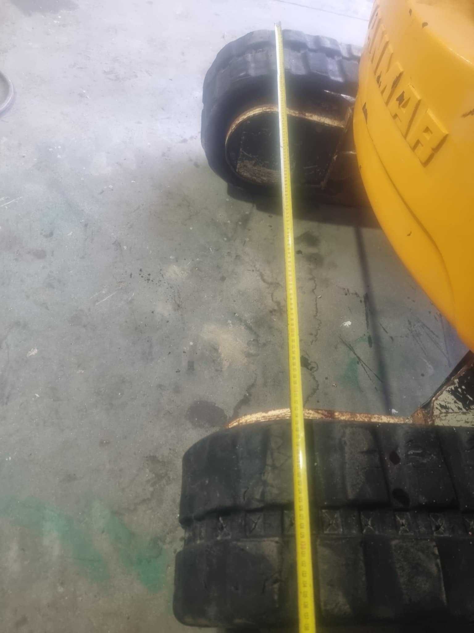 Mini Giratoria Yanmar Vio 20-4 - usada