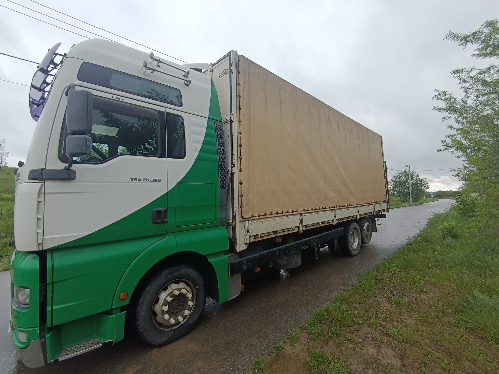 Man tga 26.390 контейнеровоз