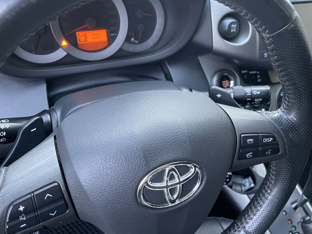 Toyota RAV4, 2.2 DCat, A/T, 2011