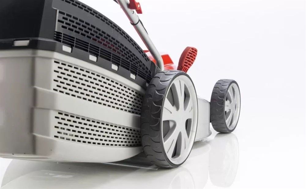 Kosiarka elektryczna Silver 4.64E Comfort na kabel 230V metalowa 1600W