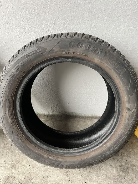 Opony zimowe Goodyear Ultragrip 9 205/55 R16