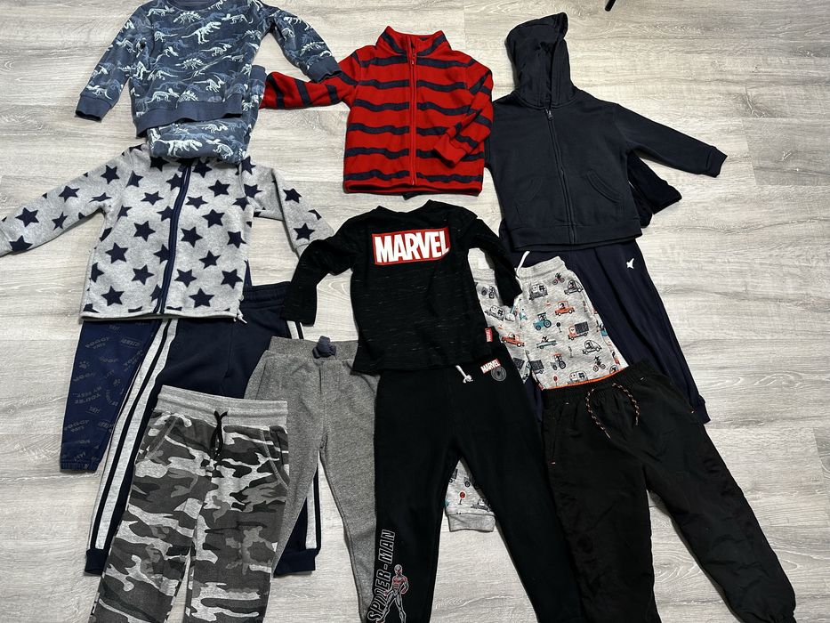 Большой пакет одежды на мальчика 3-4года