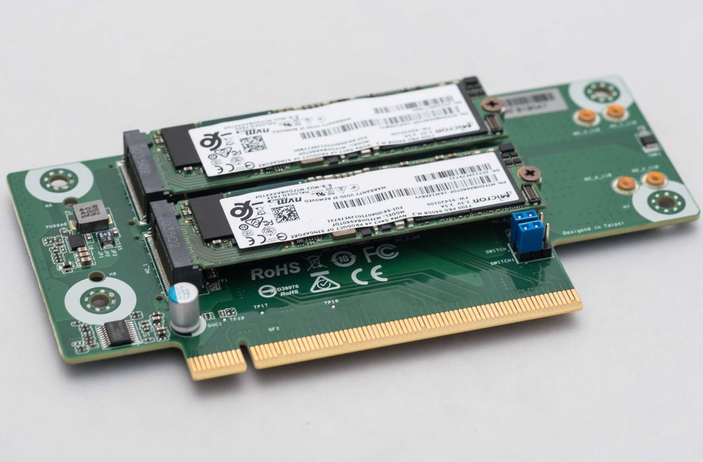 4x Micron 7300 Pro 960GB NVME SSD + Asrock Rack RB4M2 PCIe Adapter