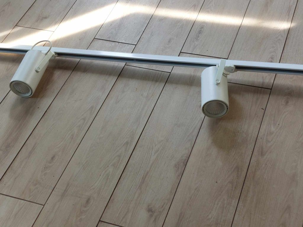 Lampy / oświetlenie 2 Szyny 4 lampy