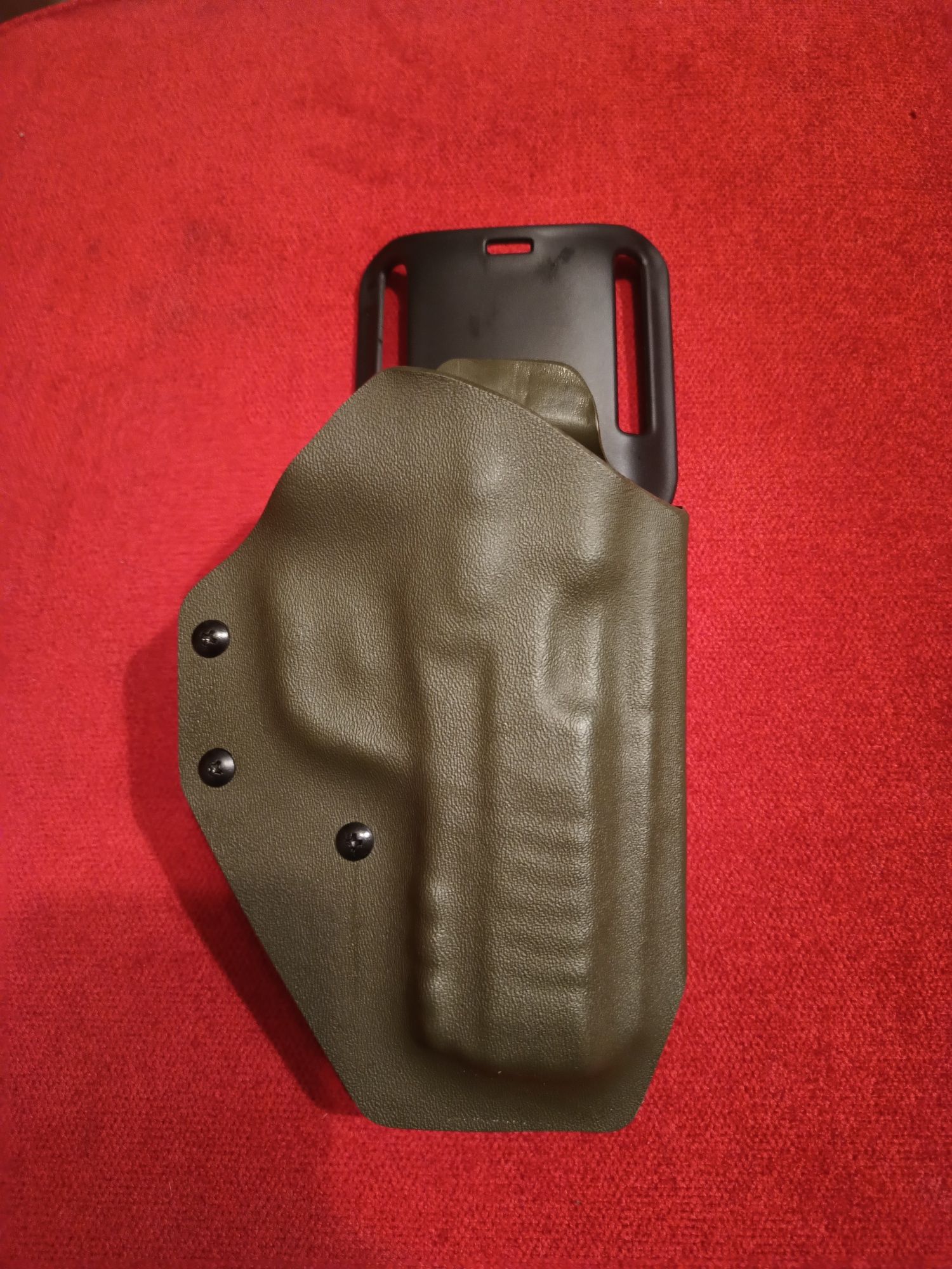Kabury z  kydex CZ P10C, P10SC, P10F, Glock 17 BERETTA APX, ładownice.