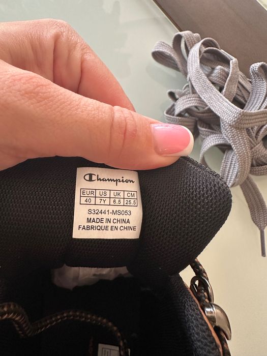 Оригінальні ботинки champions нові