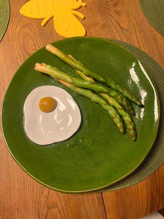 Piękna duża patera misa talerz z ceramiki jajko szparagi