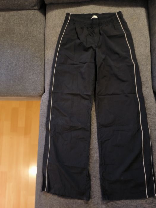 Spodnie dresowe bershka rozm S