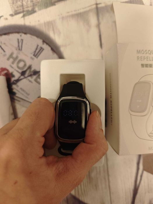 pulseira inteligente para repelir insectos