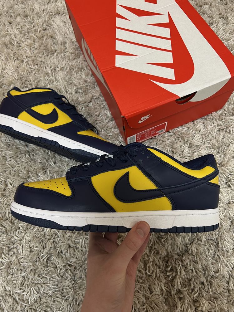 Кросівки Nike Dunk Low Michigan (2021) - DD1391-700