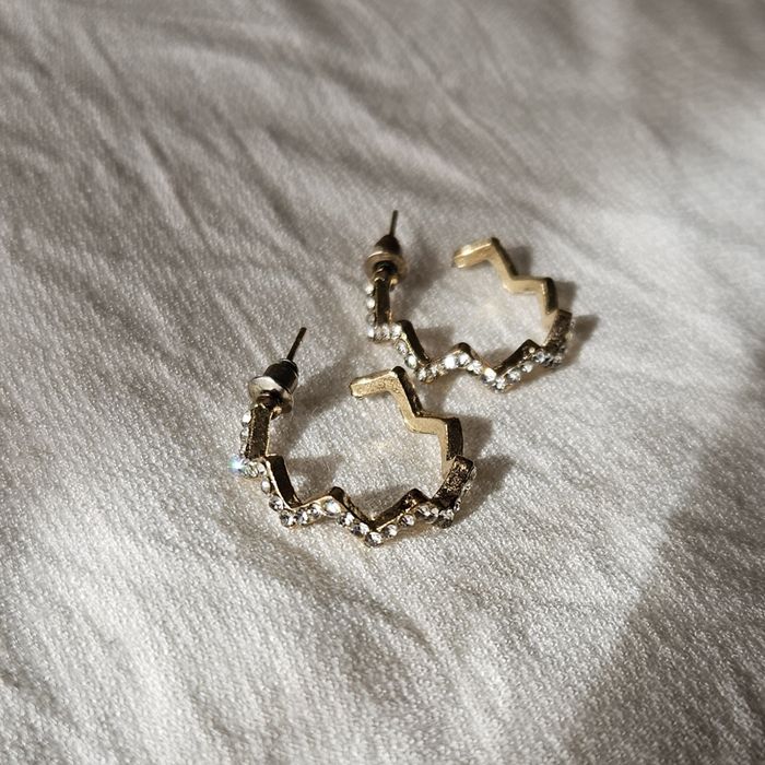 Brincos (entrega em mão)