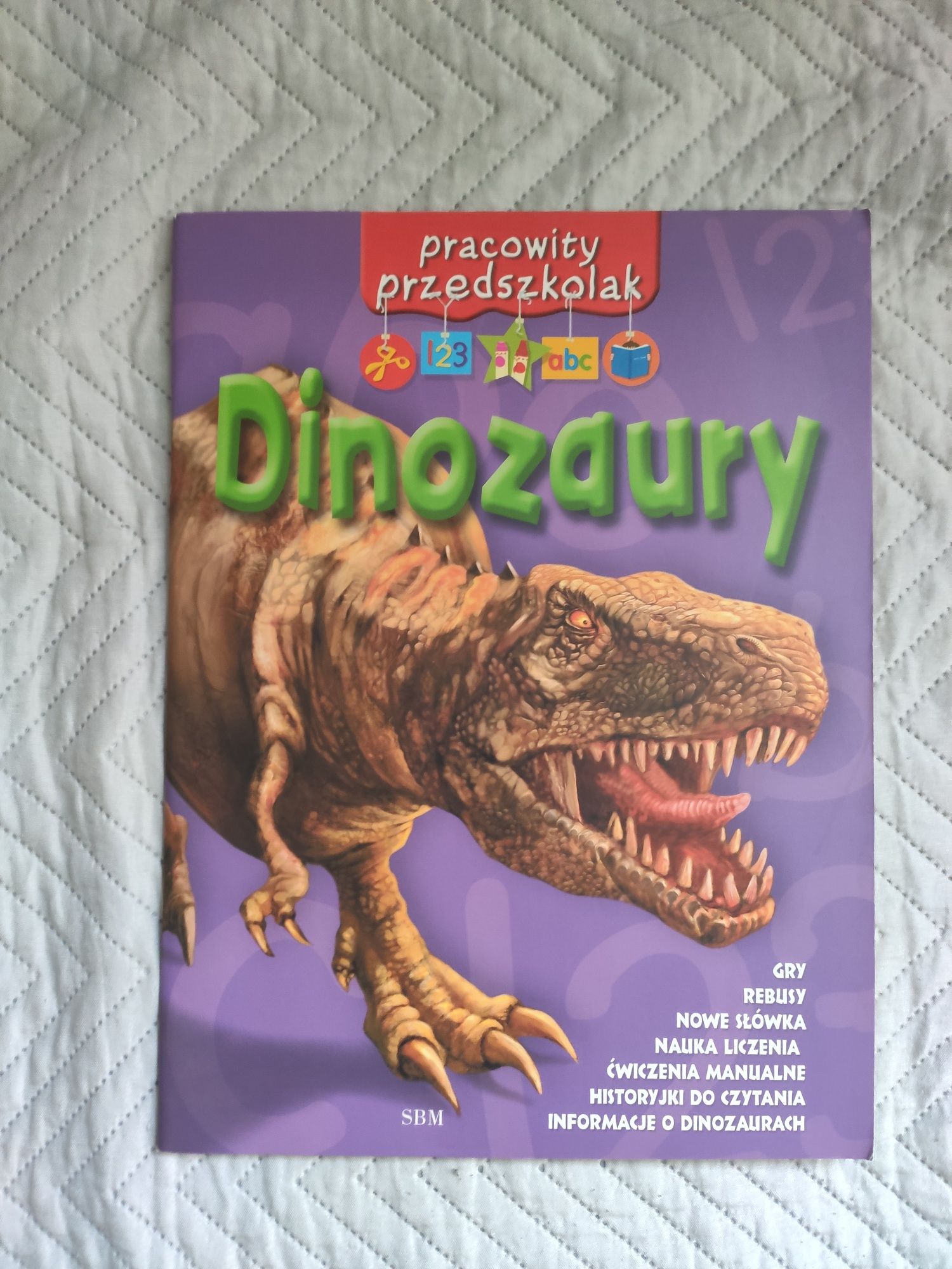 Dinozaury książka z zadaniami dla przedszkolaków