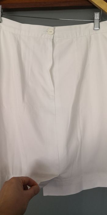 2 uniformes hospitalares femininos (saia e casaco)