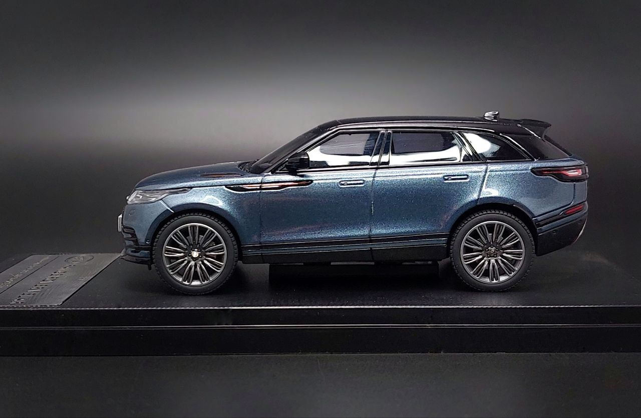 1:43  Range Rover Velar (LCD) масштабная модель автомобиля