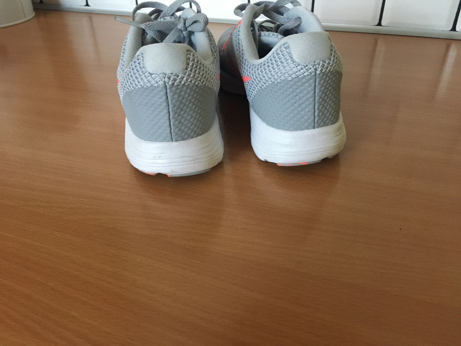 Sukienka quiz idealna na impreze