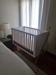 Cama bebê- Berço + colchão