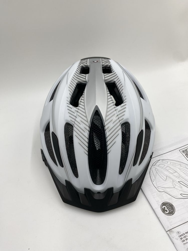 Kask rowerowy z tylna lampka nowy szaro bialy