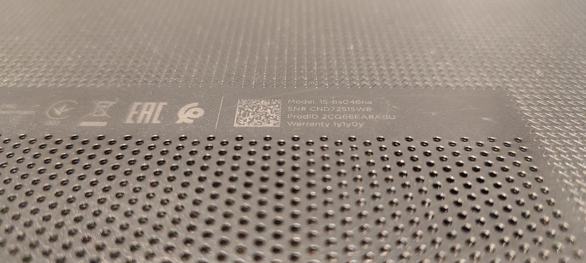 Laptop HP 15-bs046na