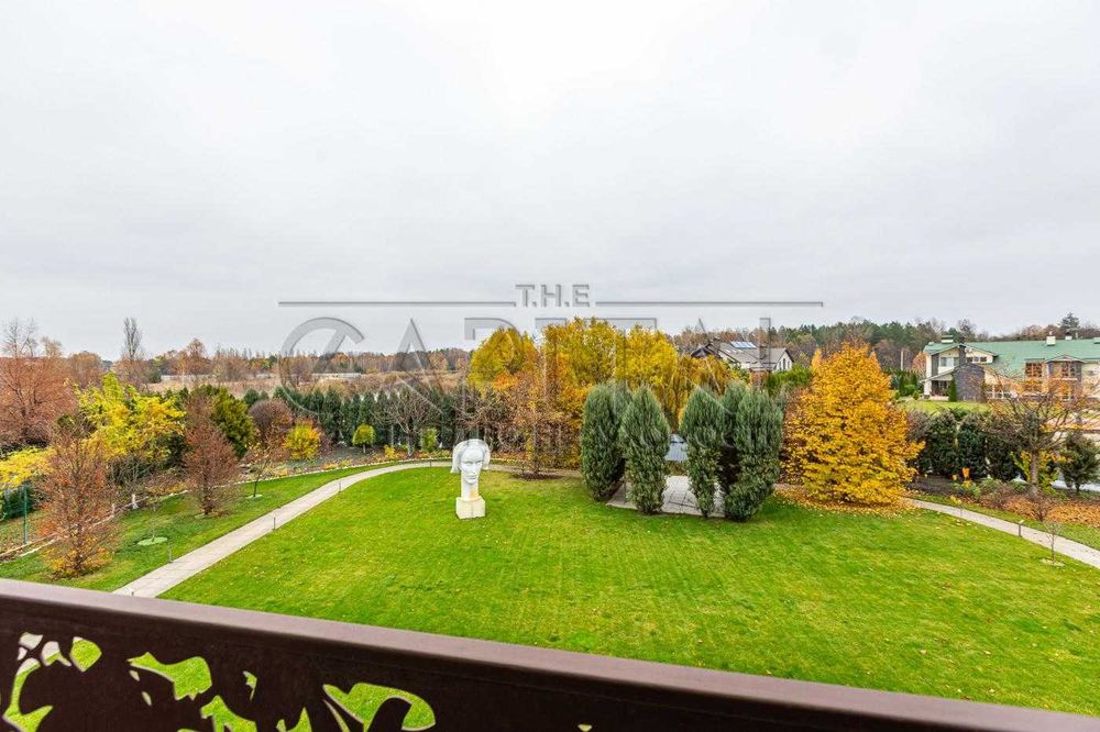 Оренда будинку з виходом до річки в КМ Світанок 2 село Плюти 380 м2