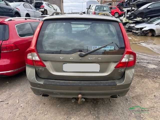 Капот Volvo V70 розборка шрот