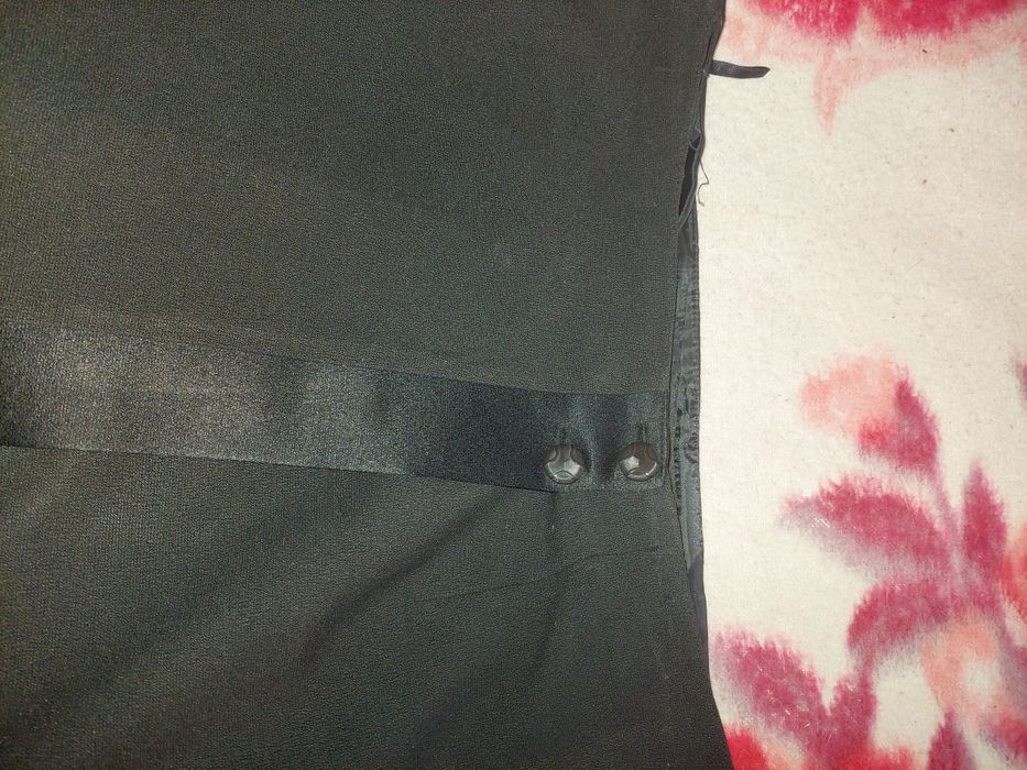 Жіночий одяг спідниця міні.