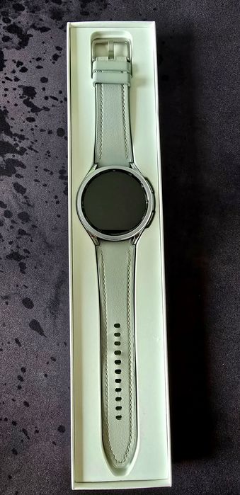 Samsung Galaxy watch 6 classic 47