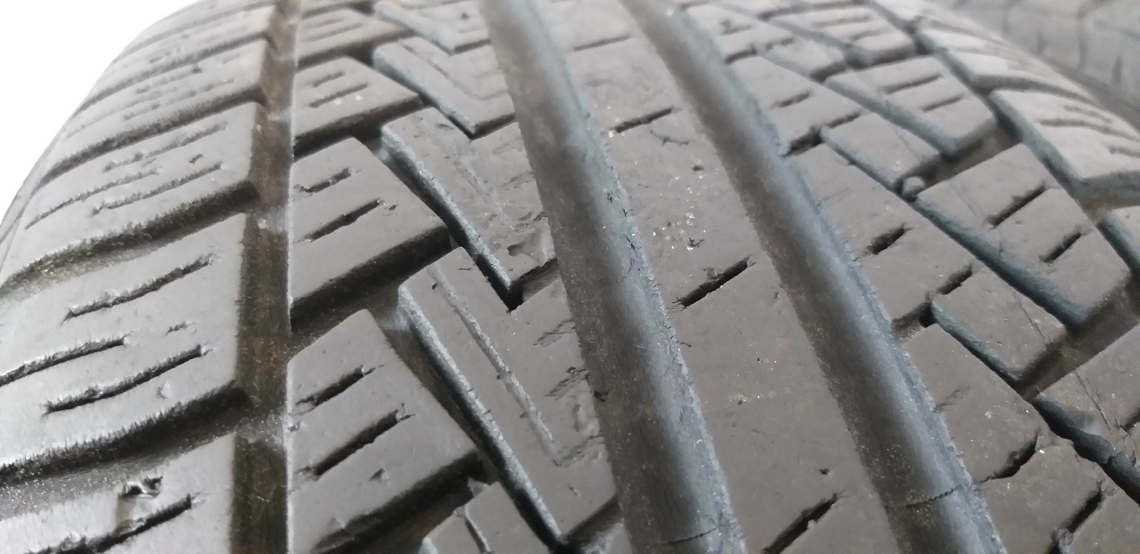 K309275D 235/55R17 99H Pirelli Scorpion DS8