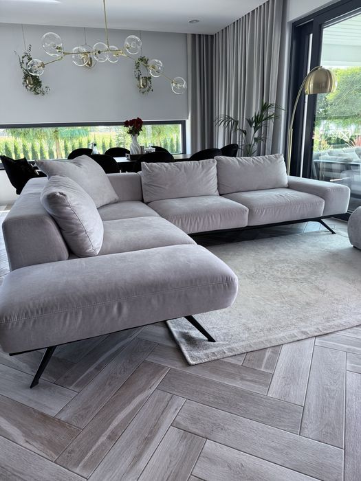 Naroznik Kler z funkcja relaks, elektrycznie wysiwane siedzisko