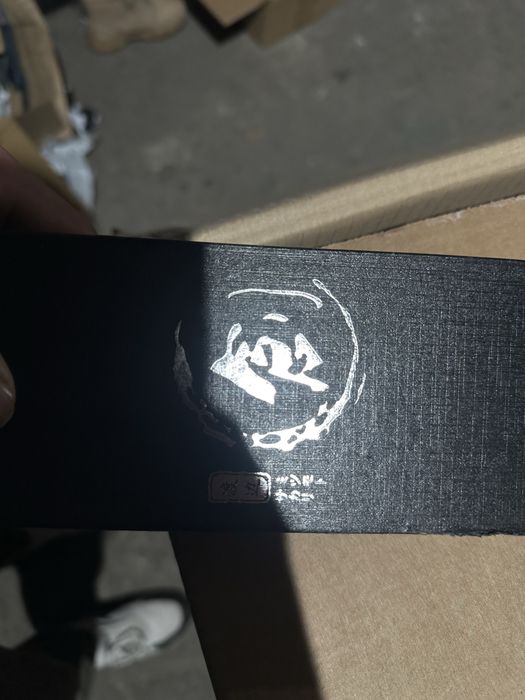 Nóż kuchenny japoński – stal młotkowana, drewniana rękojeść