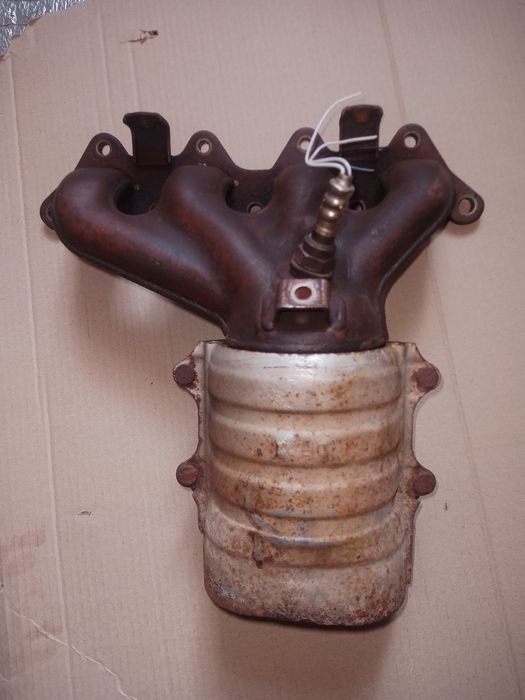 Колектор випускний з каталізатором 1.6 Mitsubishi Lancer 9 2003-