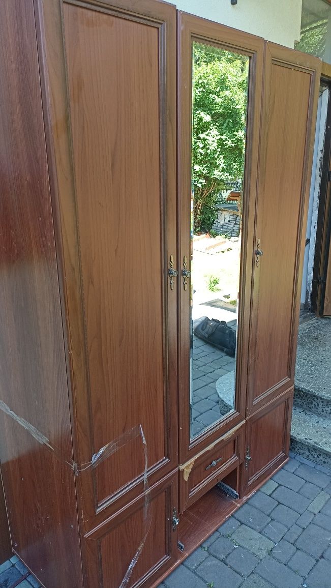 Шафа від спального набору