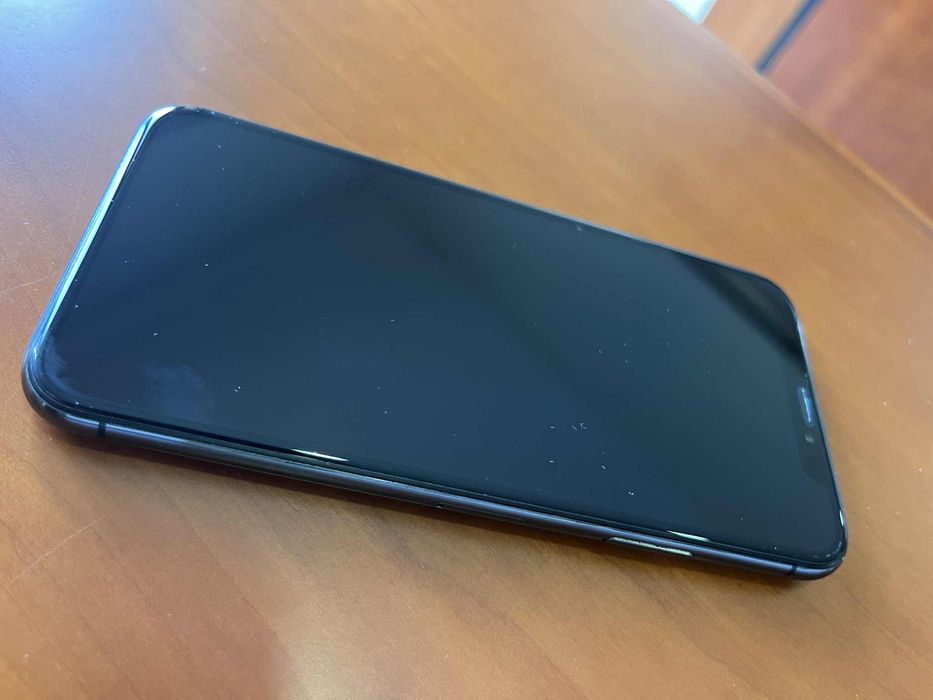 iPhone XS 64 GB Preto em muito bom estado