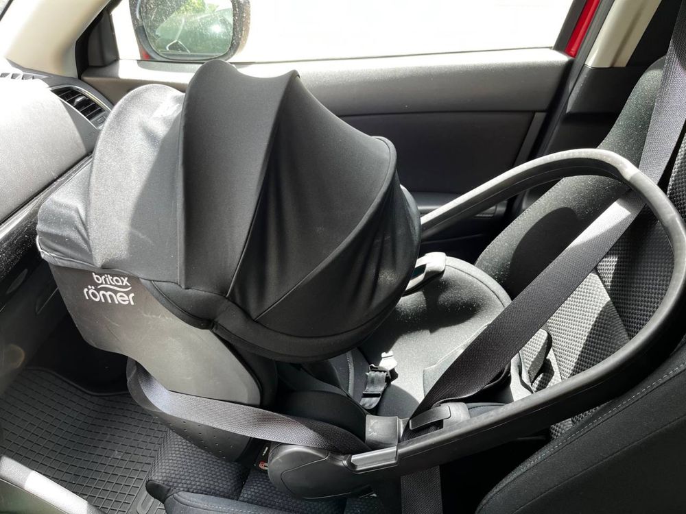 Автокрісло Britax Römer Baby-Safe 5Z2 (Space Black)