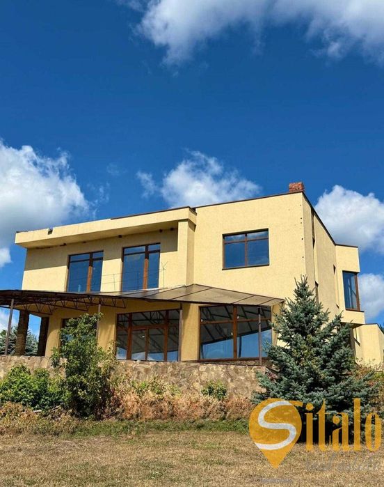 Продаж будинку на березі Дніпра!