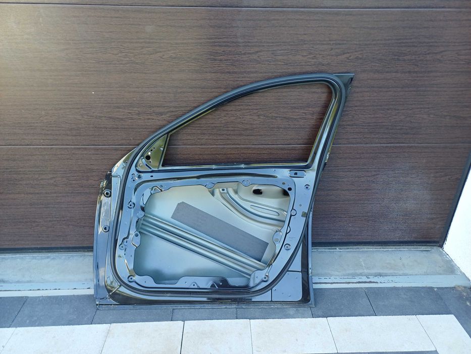 drzwi prawe przednie mercedes c klasa w 206