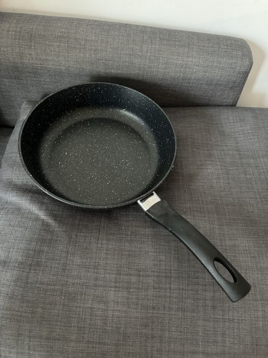 Patelnia nowa 26 cm