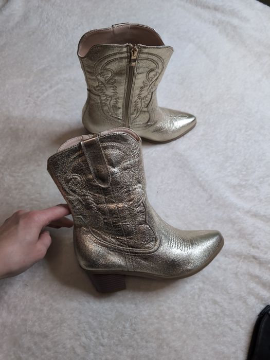 Черевики козаки Zara 40р 26 см стан нових