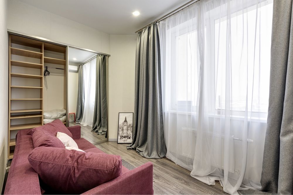 Є генератор! 3-х комнатная. Смарт-плаза. Победы 26. Власник