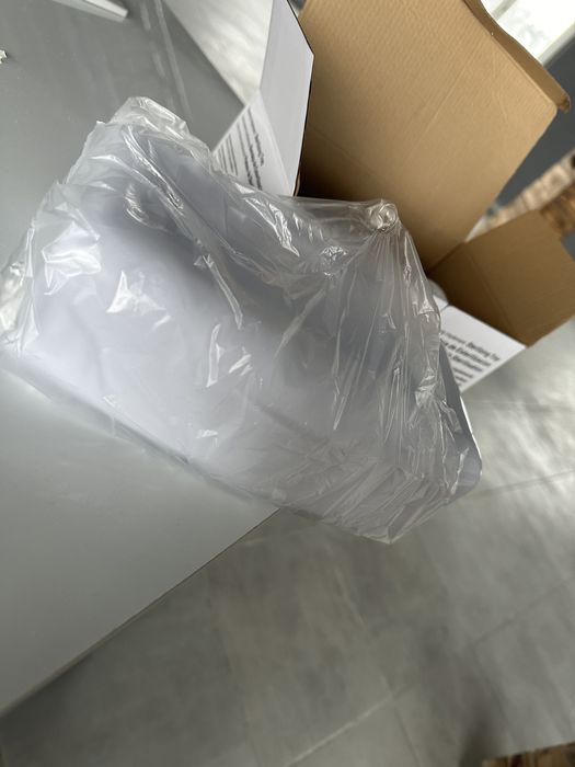 Контейнер для стерилізації інструментів із прозорою кришкою